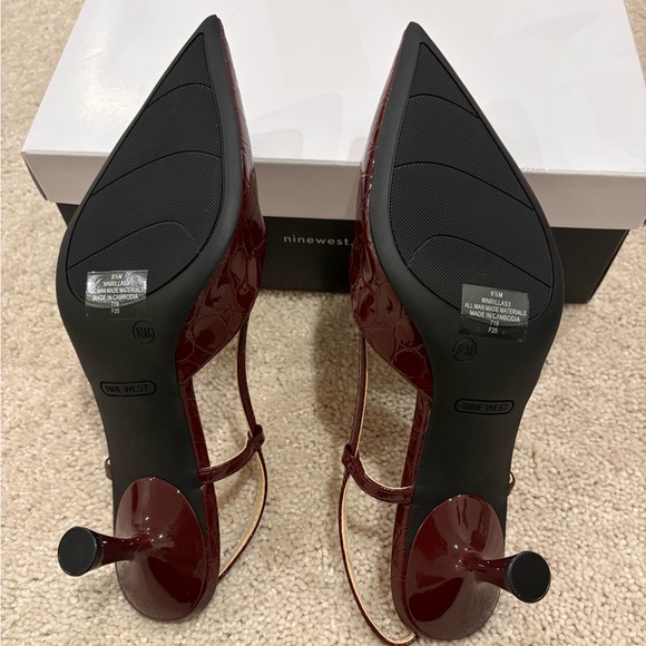 Nine West Dark Red Croc-Embossed Heels - Picture 3 of 3